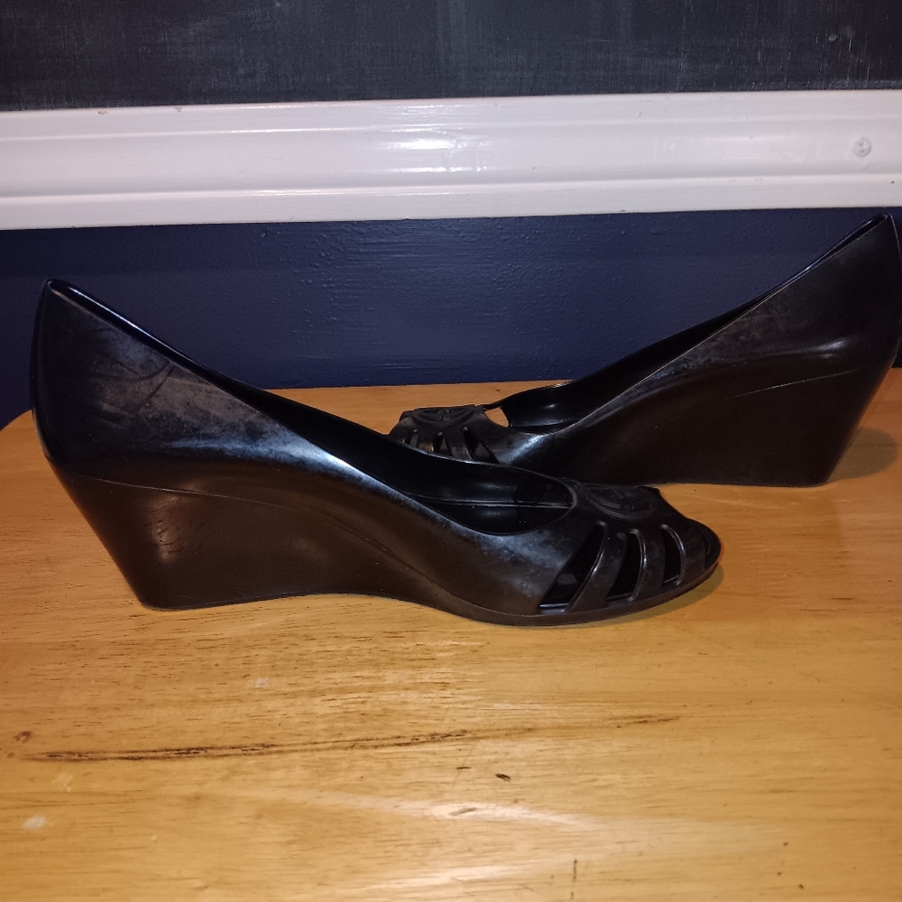 Gucci GG Rubber Wedges Size 5 1/2 - Picture 3 of 4